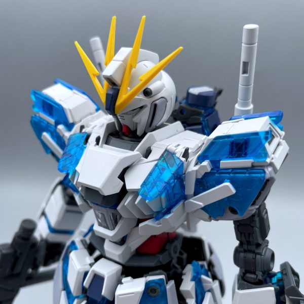 MGナラティブガンダム C装備 Ver.Kaを仮組後、ペルフェクのサイコフレームを入れてみましたHGの覚醒イメージカラーと比べて若干ブルーが濃く暗くなりますが、悪くない感じです（1枚目）