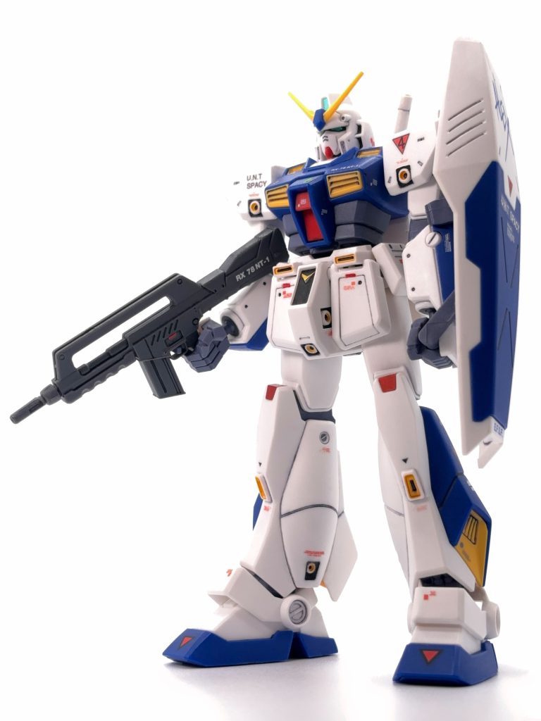 HGUC ガンダム NT-1–2枚目/制作者：ハヤマオ