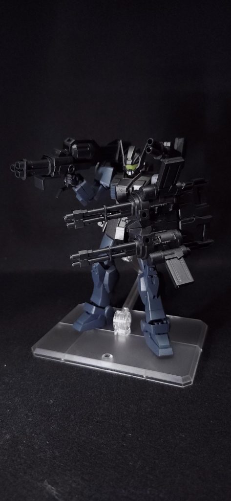 ガンダムRR・プファール–3枚目/制作者：塗装狂主任