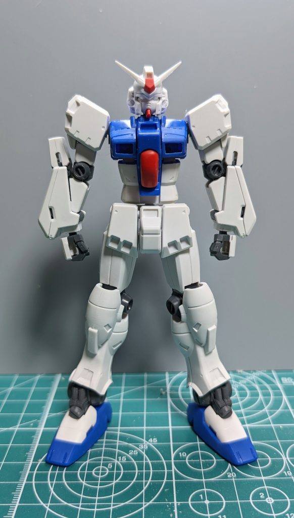 プロポーション確認肩の位置を上げて足を延長するだけでかなり良くなりました。