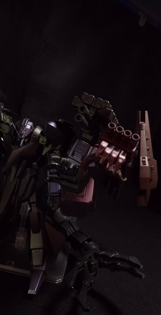 ギャプランTR-5[ヴァリアンテフォーゲル]ギカンティックアームユニット装備–3枚目/制作者：塗装狂主任