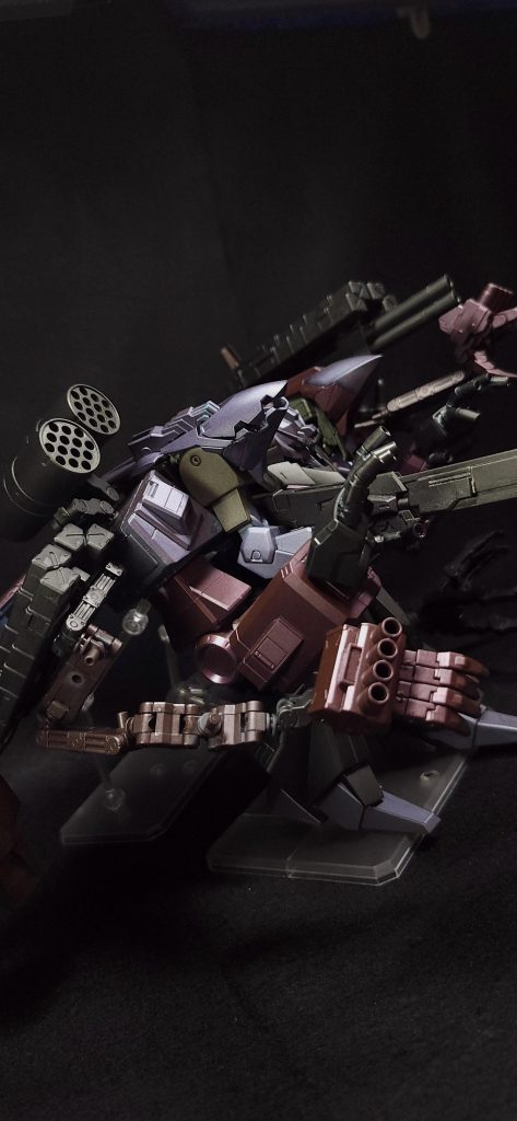 ギャプランTR-5[ヴァリアンテフォーゲル]ギカンティックアームユニット装備–5枚目/制作者：塗装狂主任