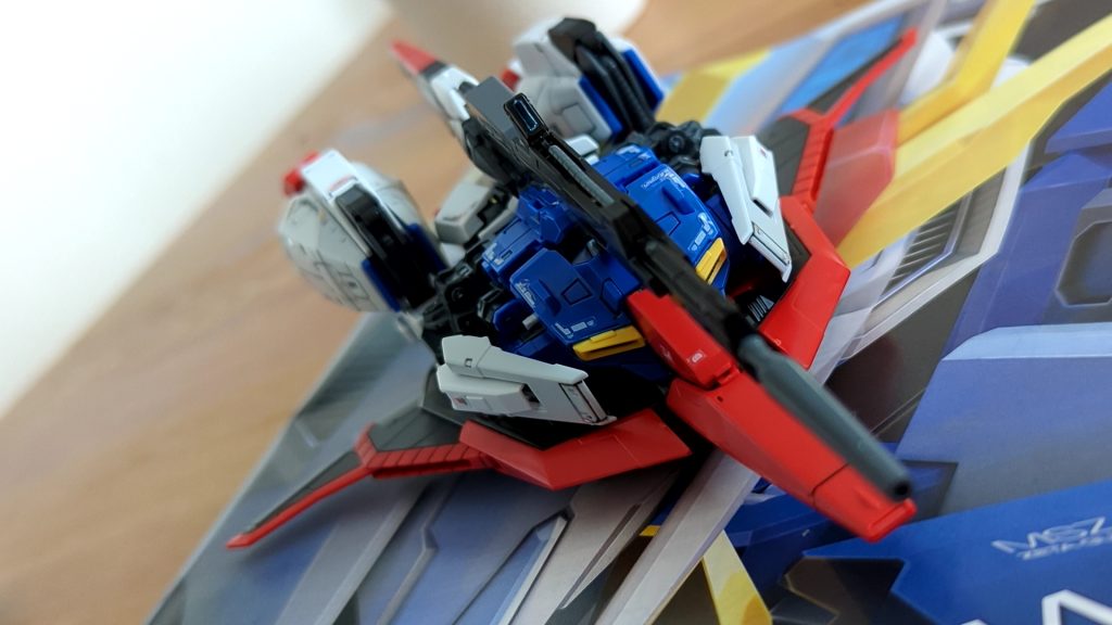 ウェイブライダー形態MS形態に戻したときに股関節がやられました😇