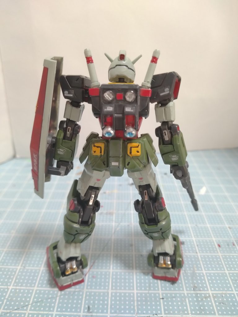 ペケペケさんにカプセルアクションの魅力を教えてもらいメルカリでポチりました。クリア安いです。かなり動くし、スタイルも相当ヨキですね。買ってよかった😙塗装はガンマカ鬼の直塗り笑。バーニア青メタ大好きマン