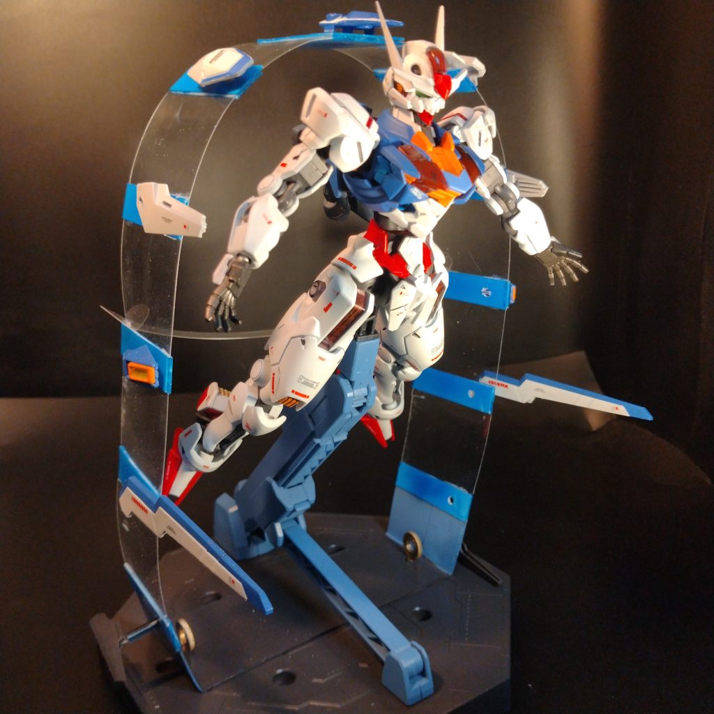 お粗末ですがアクションベースが余っていたので!簡単に台座作ってみました!(笑)