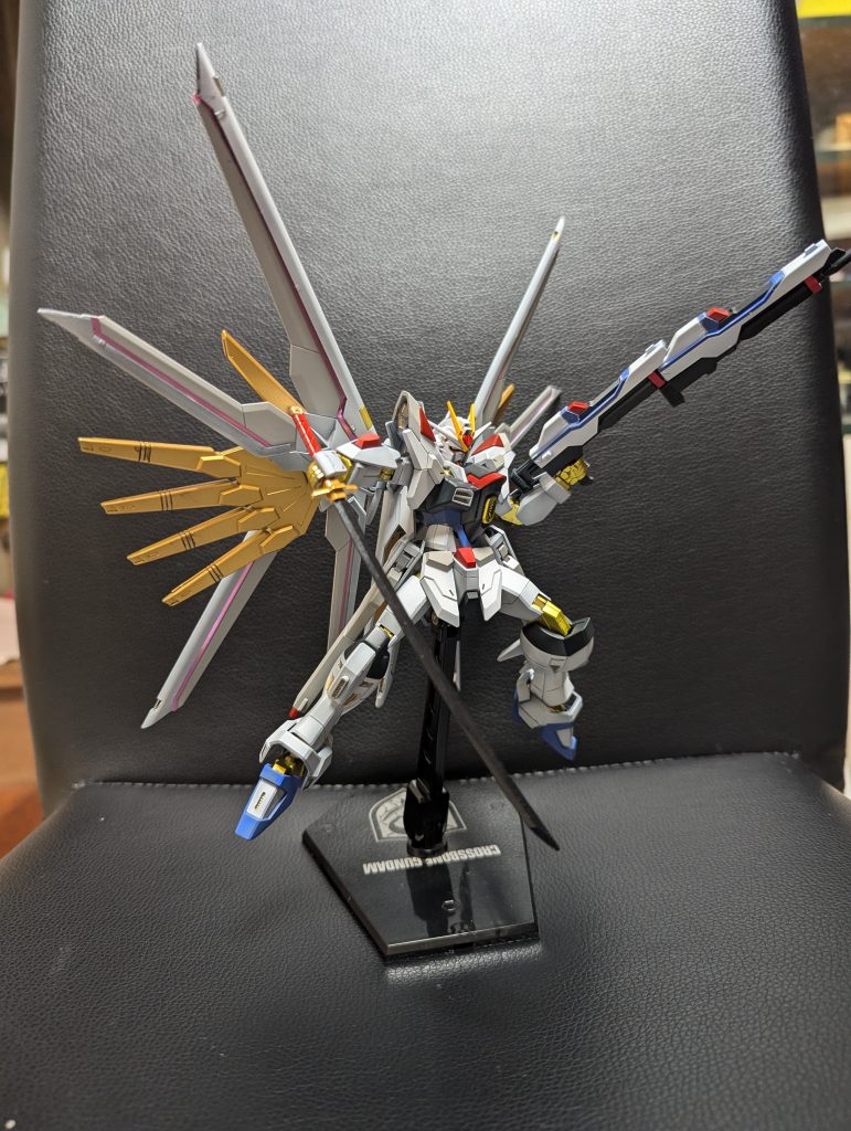 説明書に載ってたポーズを参考に。