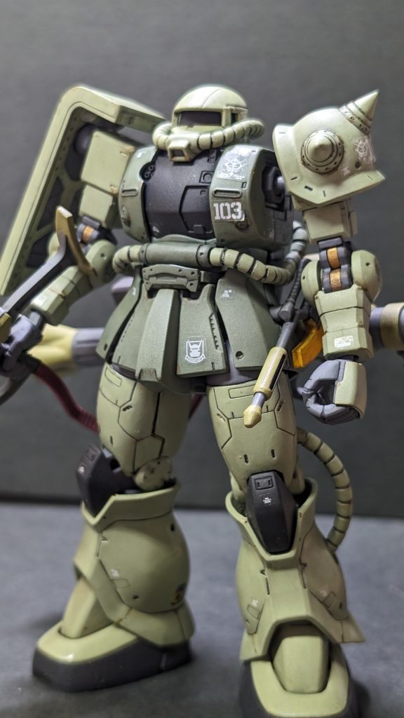 首のジョイント部分と頭部の内側を加工して隙間が無くなる様にしてみました。