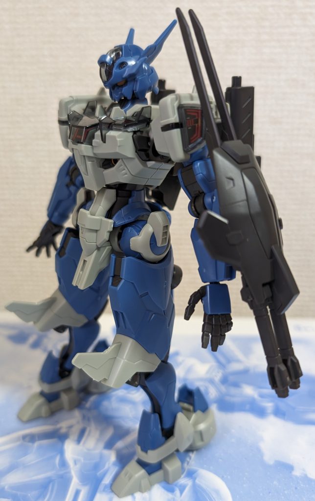 スタイルとカラーリングが、これまでの「水星機体」の中で特に好みです♪