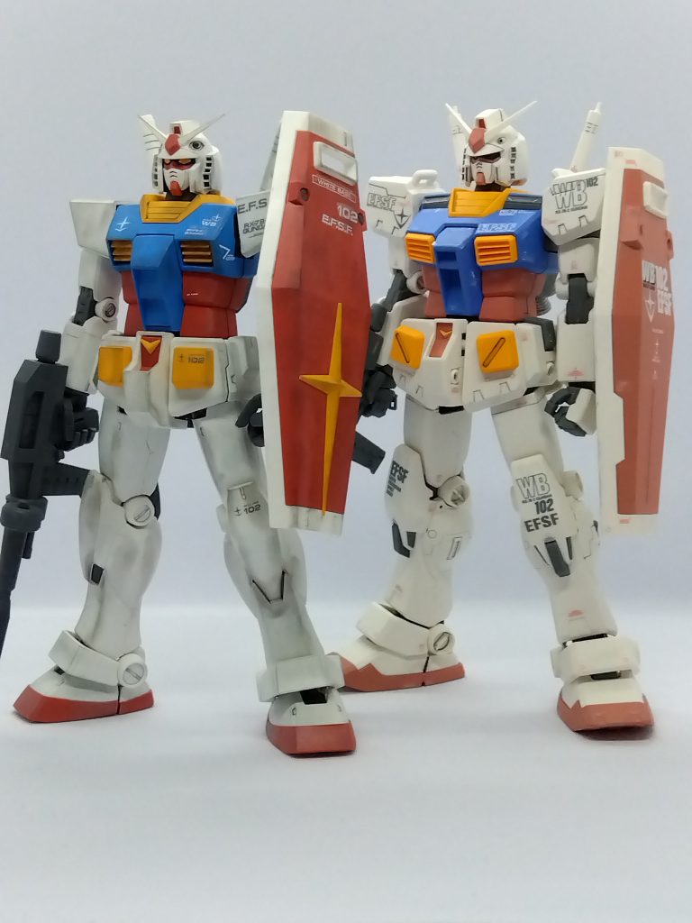 Ver.2.0と並べてみて。MGのガンダムを全バージョン並べたいと言う欲が少しずつ育まれている気がします。　