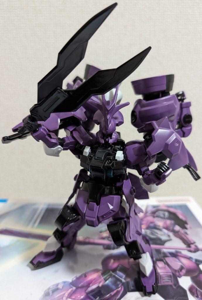 本家のトーチに、バックパックに付いてた「2つの角」を移植しました。