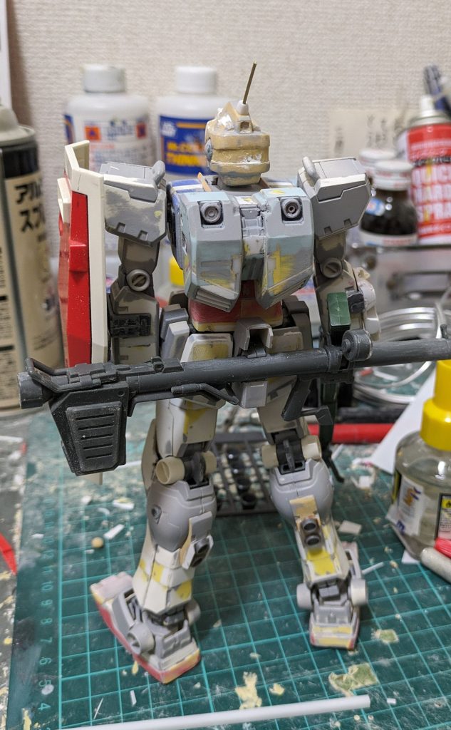 バックバックは形がなんとなく似てたのでジムカスのそれから加工しました。