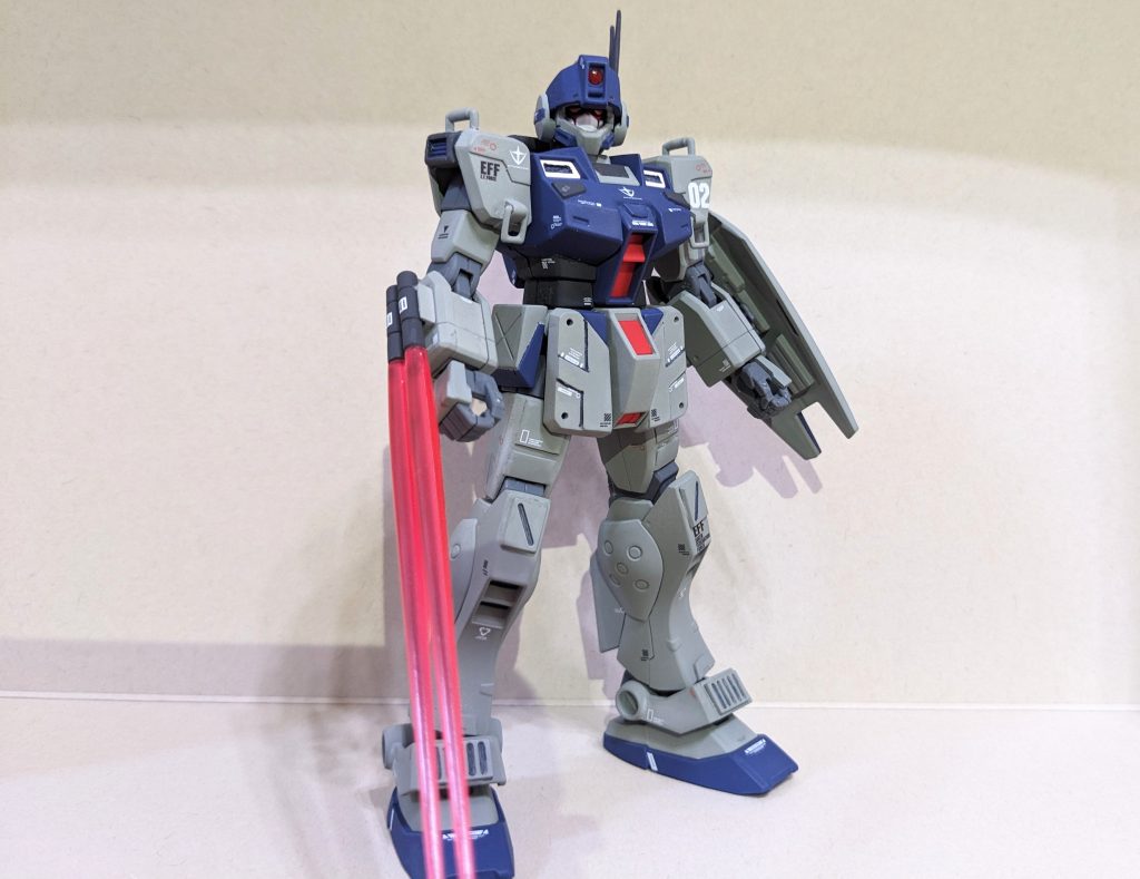 ジムスナイパー2の頭部をガンダムフェイスされていた作品を拝見し、自分もチャレンジ！もちろんバイザーは可動します。