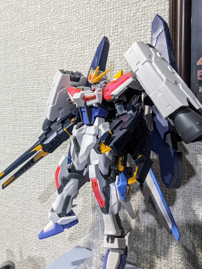 色んな創造が出来て良い刺激になるガンプラでした!