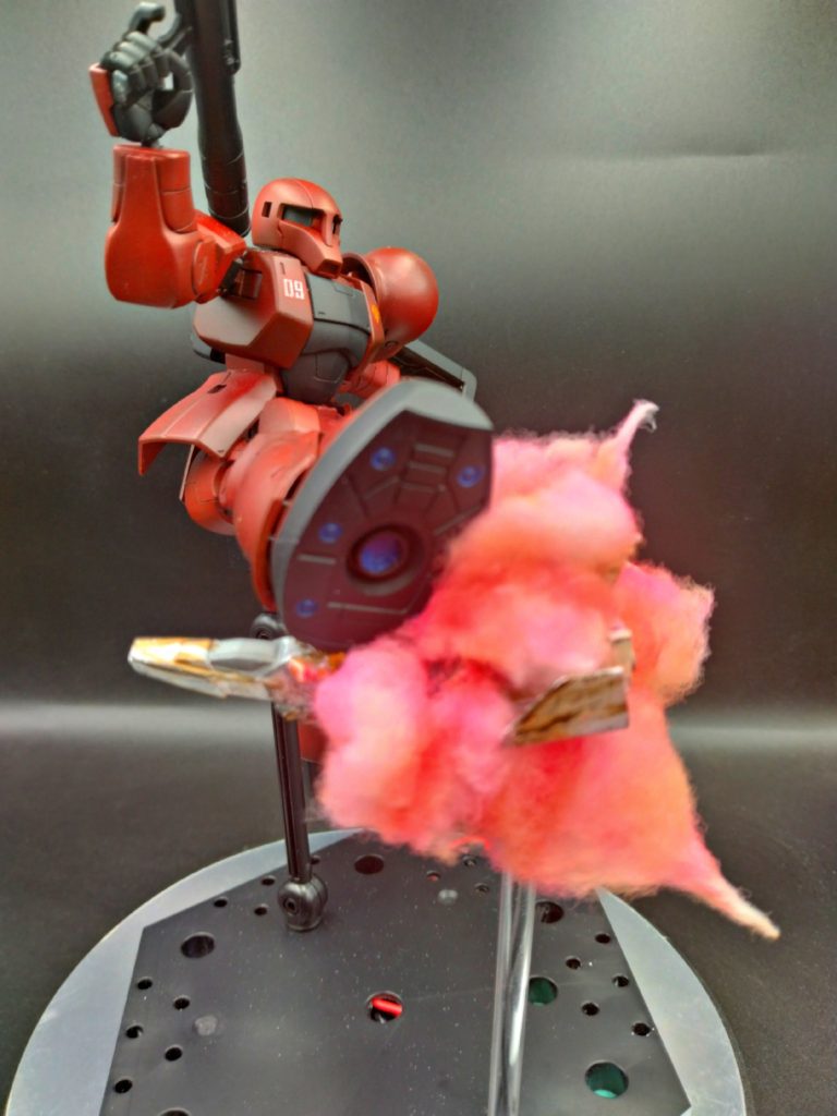 ガンダムの爆風といえばこの色ですよね♪