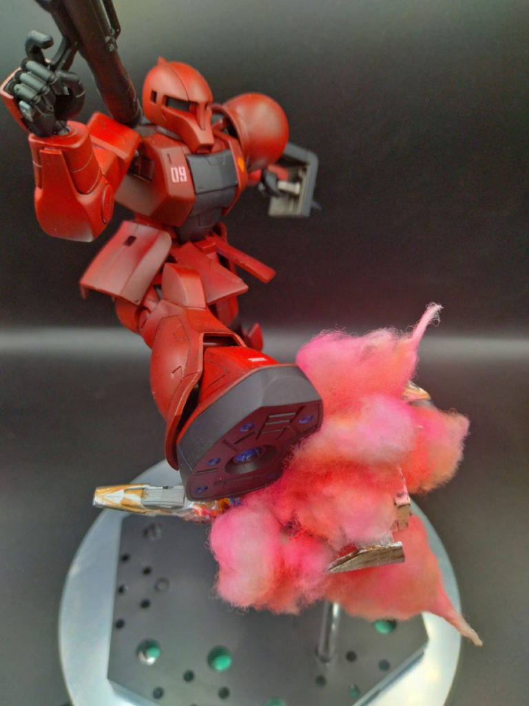 子供の頃にやった戦士達の軌跡でシャア専用旧ザクが好きであえて旧ザクで再現しました♪