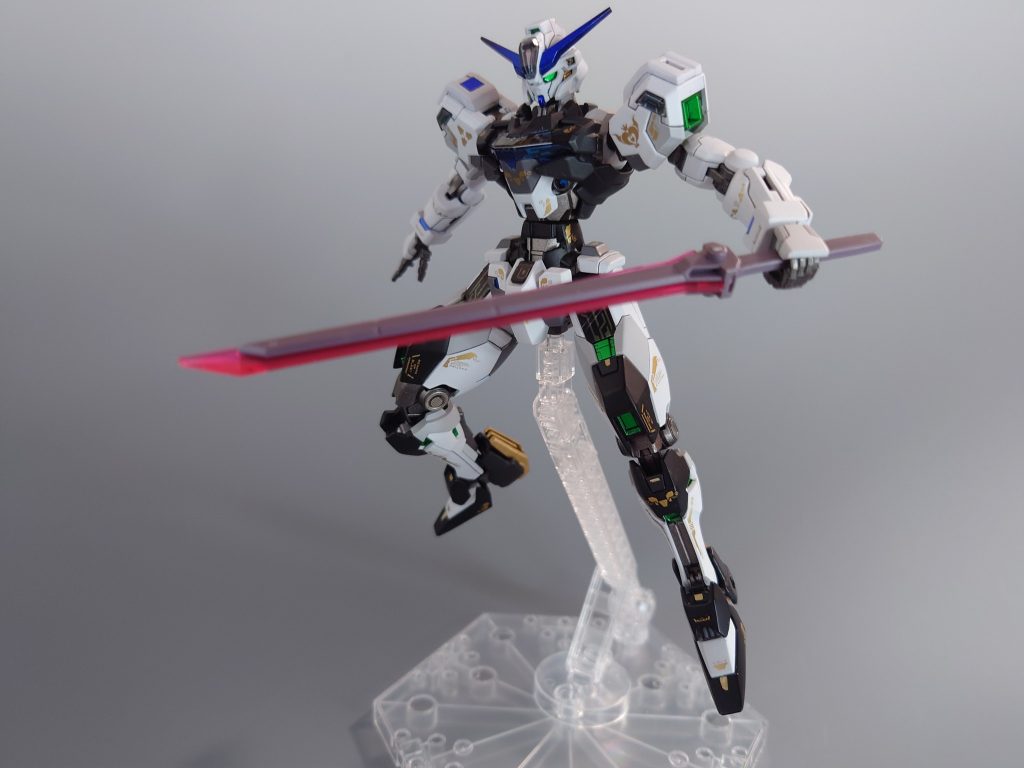 軽装モードです。そのへんにあったシュバルゼッテの武器持たせてます。