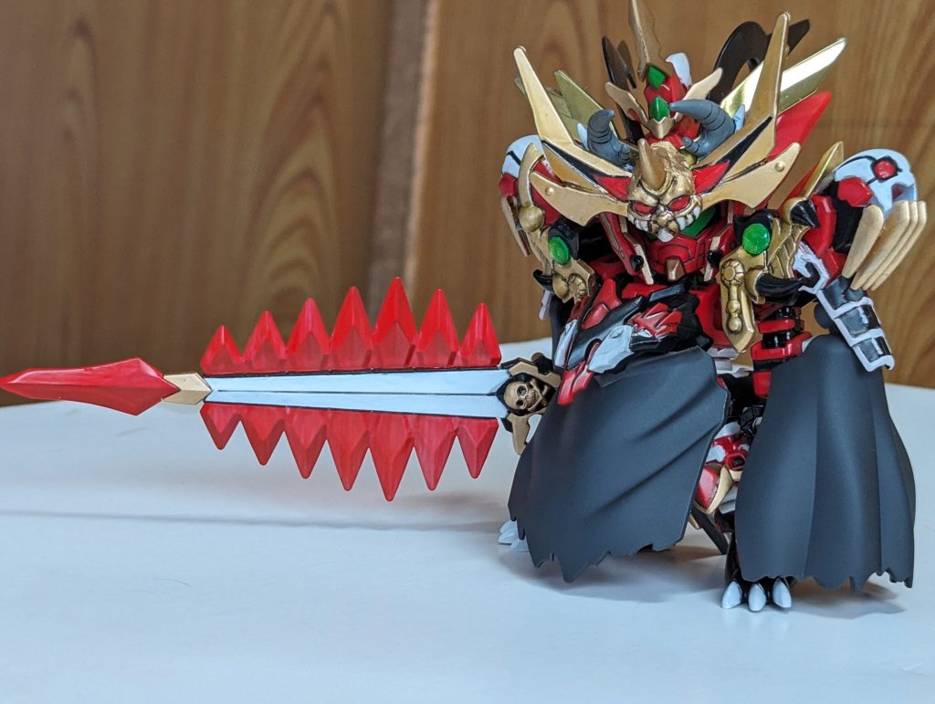 クロスボーンガンダムの武器を短くカットしたもの。