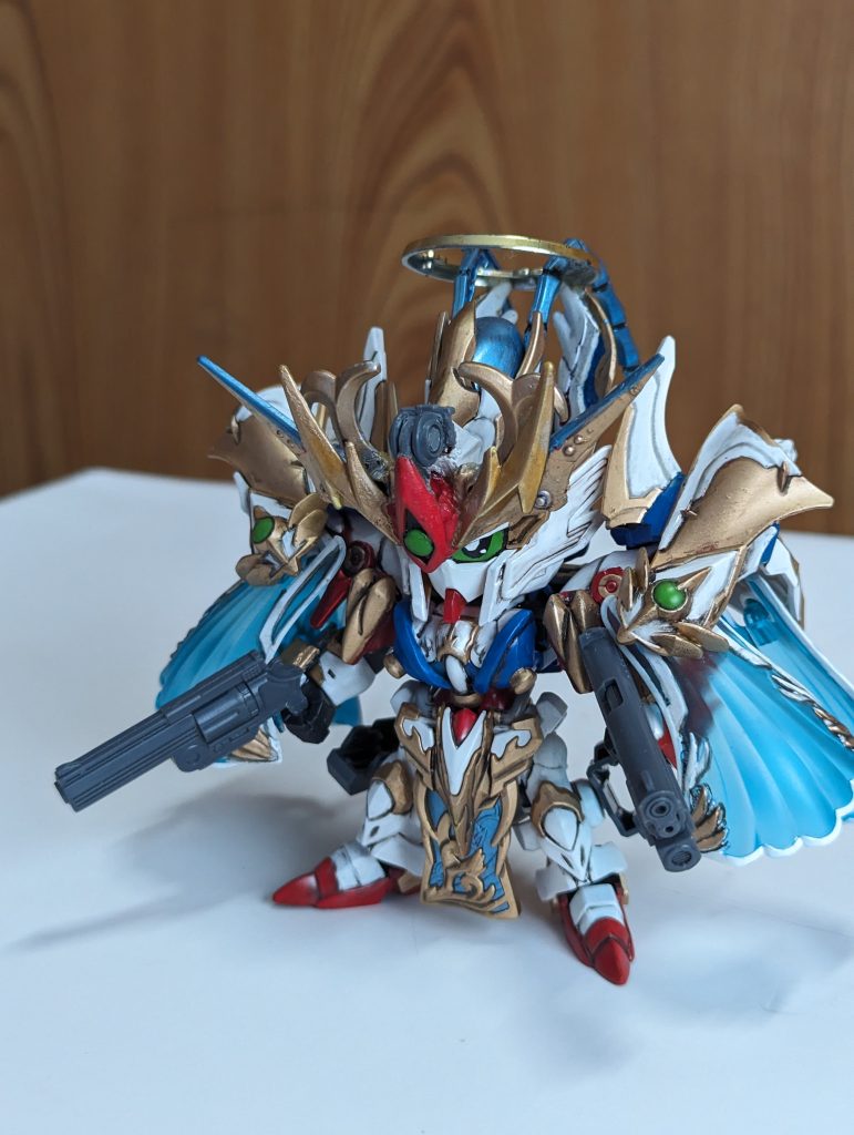 普段は二丁拳銃を装備(手加減用)後付け設定生涯を掛けても成し遂げられる者がいないとされていた地下迷宮666の試練とやらに挑戦し わずか7日で成し遂げ生還した。魔神サンダルフォンと呼ばれる様になる。が彼女はそう呼ばれるのは好きではないらしく、私の事はサンちゃんって呼んでほしいな。との事!?関わった者は彼女のペースに乗せられる事が多い。後にサンダーガンダムを名乗るようになる。