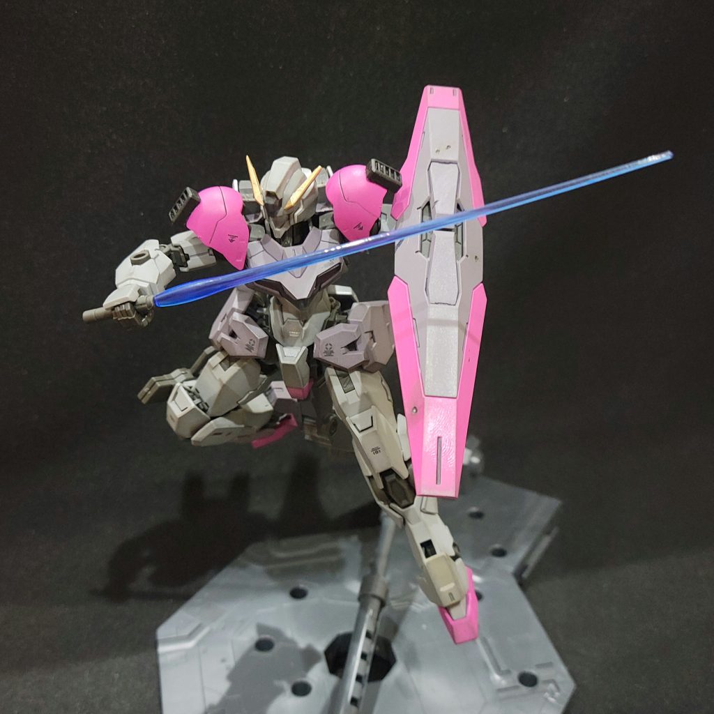 銃は苦手だけど、接近戦なら任せて何故ならあたしたち、距離感近いって言われるから