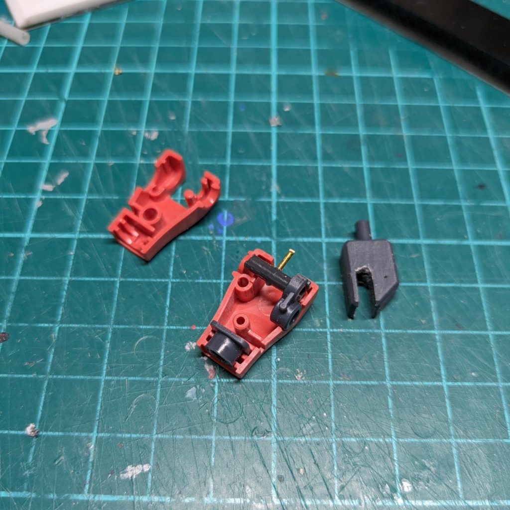 肘の後ハメ加工