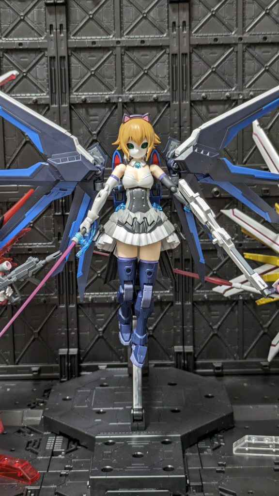 続いて彩るのわAoi葵は青いのでライジングフリーダムを召喚✨