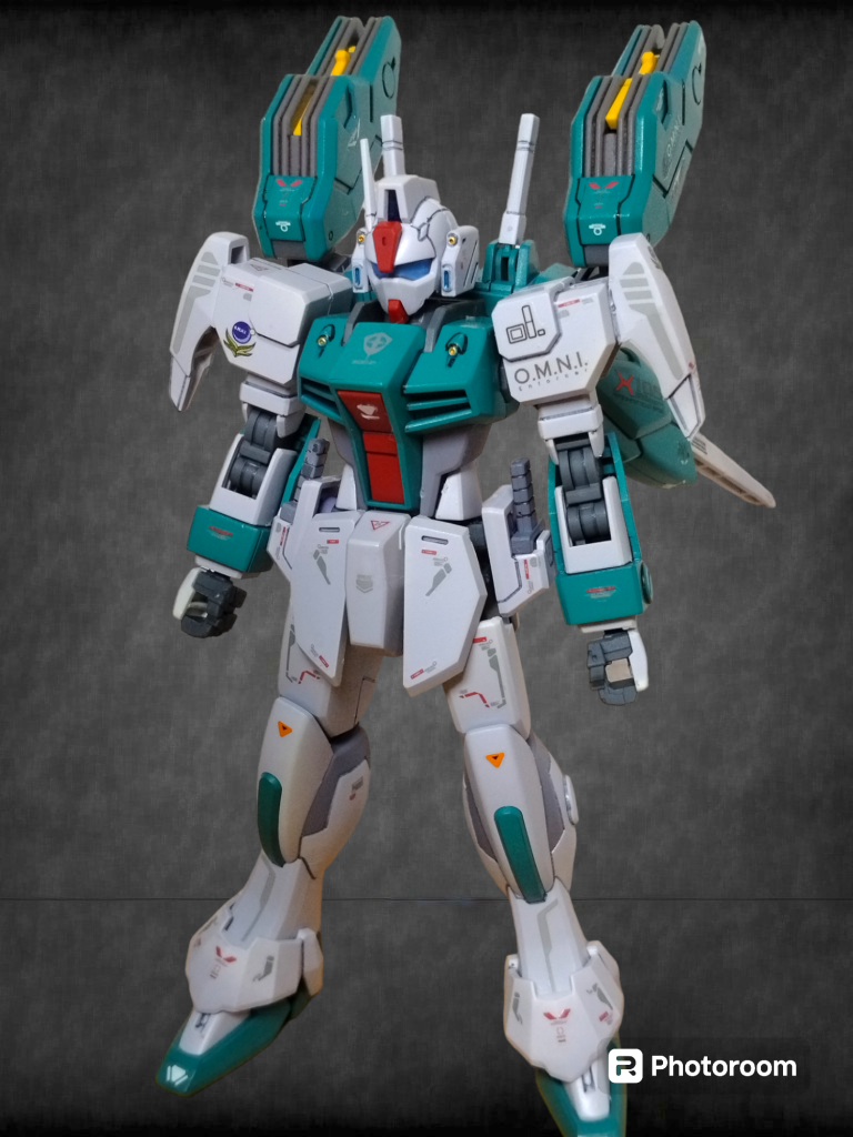 素がシンプルなので、いろいろくっ付けたくなりますが、ダガーじゃなくなると今回のコンセプトが崩れるので欲求を必死で抑えています