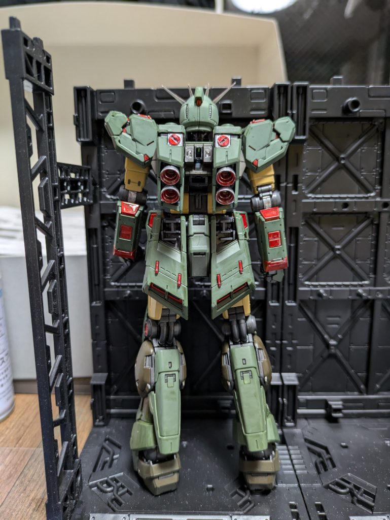 νガンダムのままの時の背面