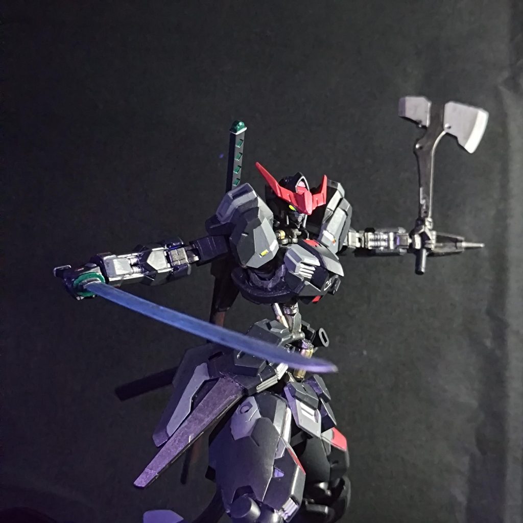 ガンダムバルバトス 灰狼–4枚目/制作者：カンナオス