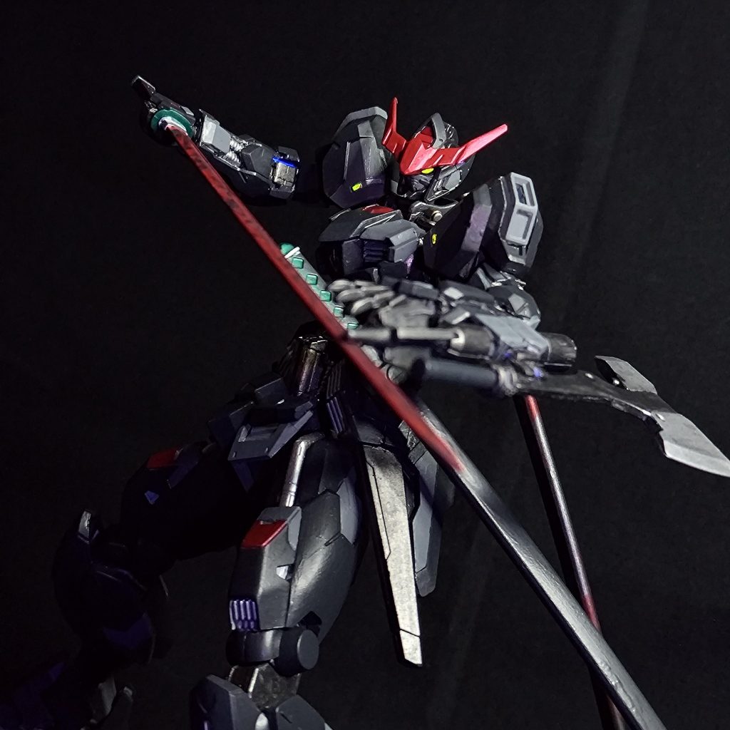 ガンダムバルバトス 灰狼–2枚目/制作者：カンナオス