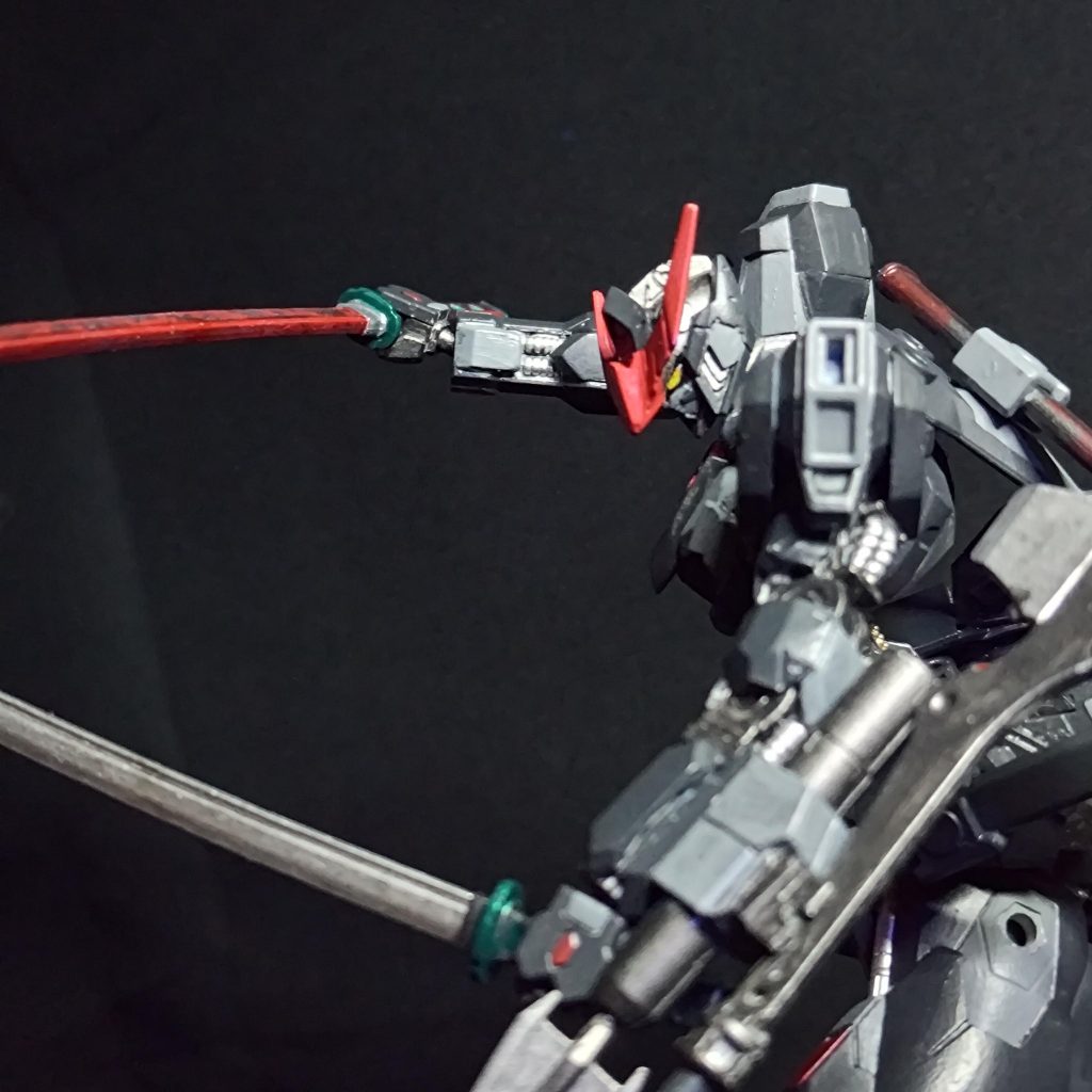 ガンダムバルバトス 灰狼–4枚目/制作者：カンナオス