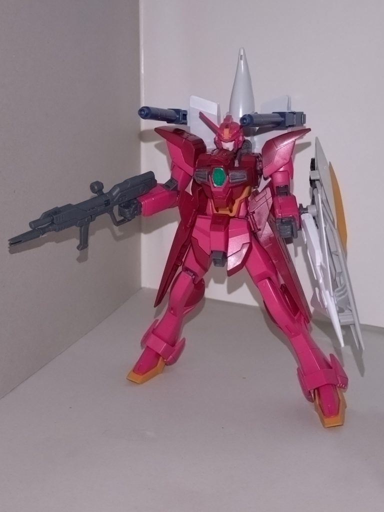 デルピュネー・高エネルギー長射程ビーム砲豊川祥子の提案でポータントシルエットに装備された2門のビーム砲。美咲と同じハロハピに所属する本校OG・瀬田 薫から譲られたパーツを使用している。使い捨てを前提に譲られたためか、薫には「破損したら似たようなパーツに交換するといい」と申し渡された。