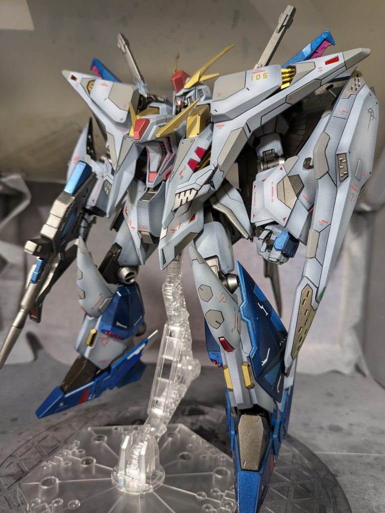 つや消しと光沢で塗り分けました