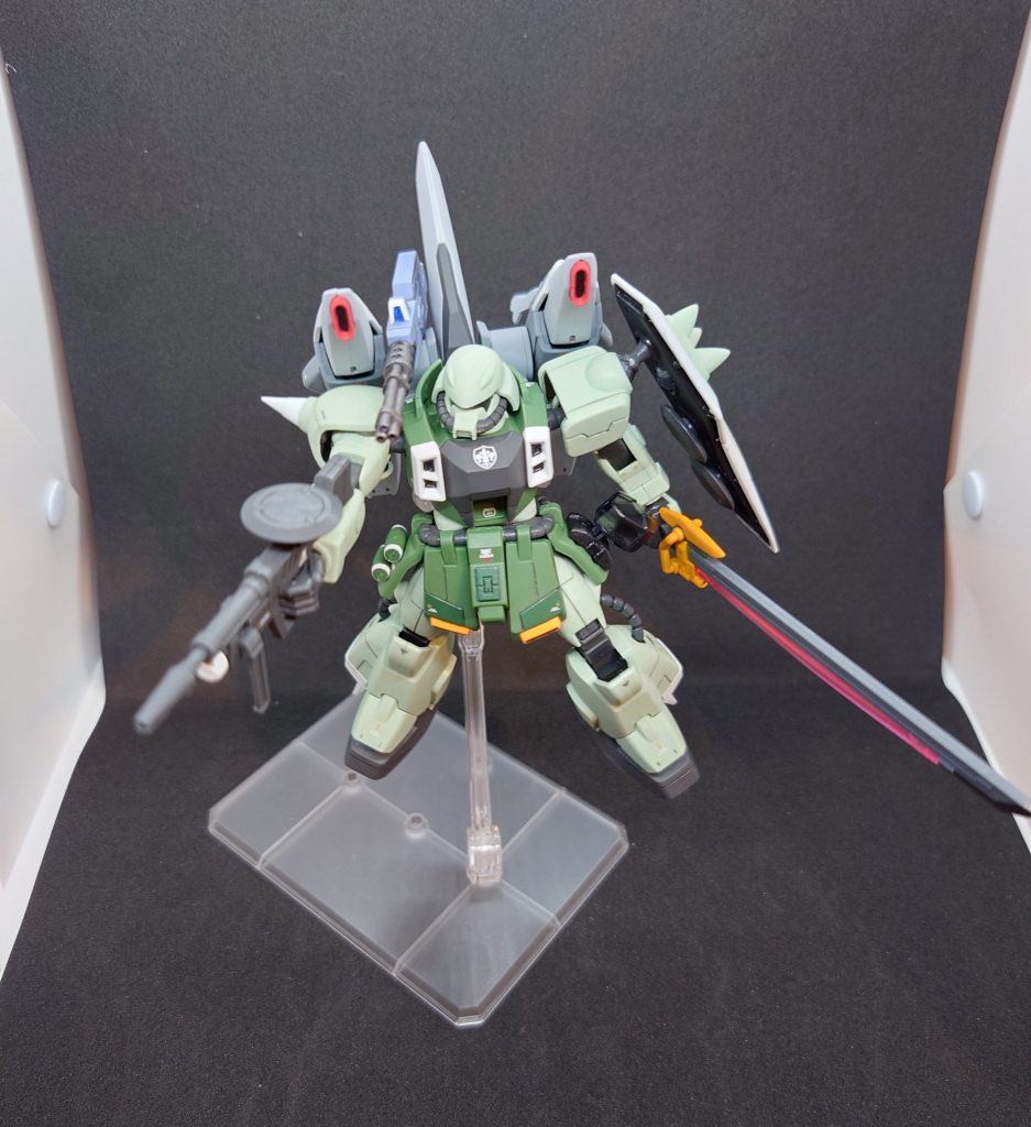 気をつけないとバルカンでライフルのマガジンを撃ちそうな位置関係になってしまいました…。そんなんなったらマヌケ過ぎる。