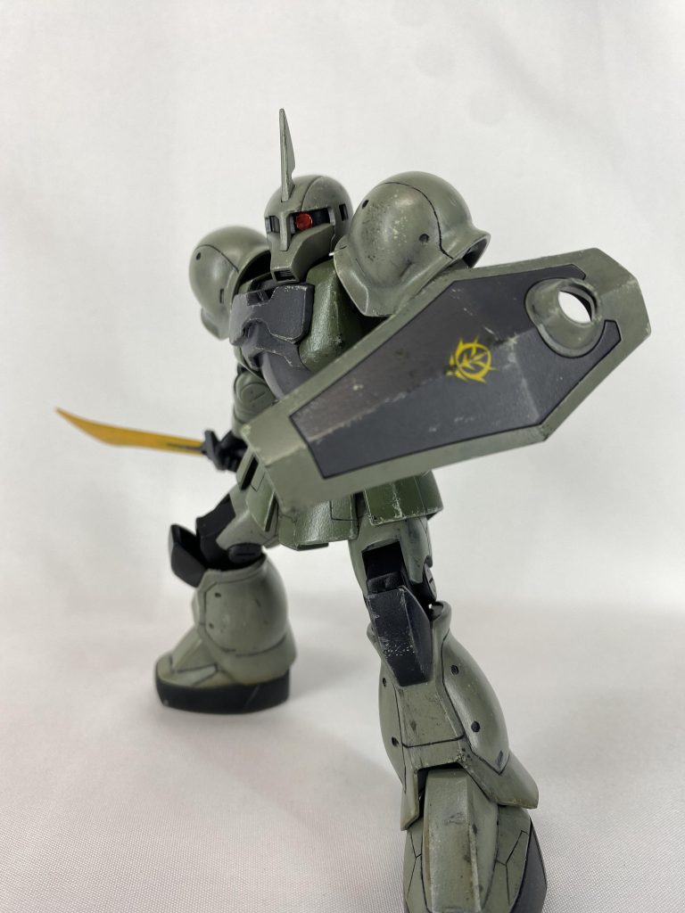 抜刀(旧ザクにヒートサーベルってのがもう、ね、好き)