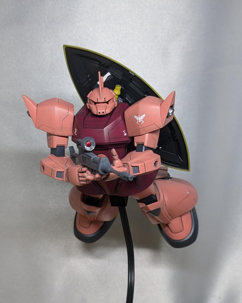 肩アーマーにバーニア新造