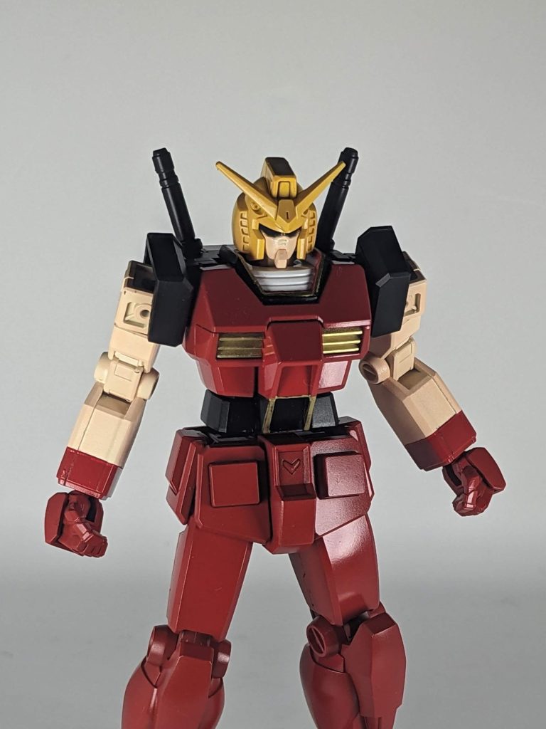 まさかガンプラ作ってて肌色を使う日が来るとは思いませんでしたが、ここが美プラへのエントランスですか?ヘルメットを金髪っぽくハイライト入れるの難しいですね。ほとんど凹凸がないからどう表現したらいいのやら。自作塗装ブースも稼働したのでラッカーメインに移行て初めての作品がキワモノとは…。笑それではまた次のEGガンダムで会いましょう。