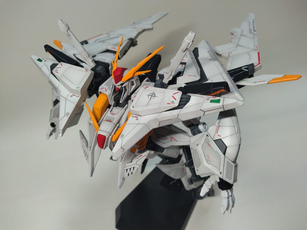 ホワイト：クールホワイト＋グランプリホワイトイエロー：ガイア　黄橙色レッド：ガイア　ブライトレッドオレンジ：ガイア　黄橙色＋ブライトレッドブルー：ガイア　ウルトラブルー＋パープル＋ピュアブラック・グレー1：クールホワイト＋ニュートラルグレー・グレー2：ガイア　ジャーマングレー