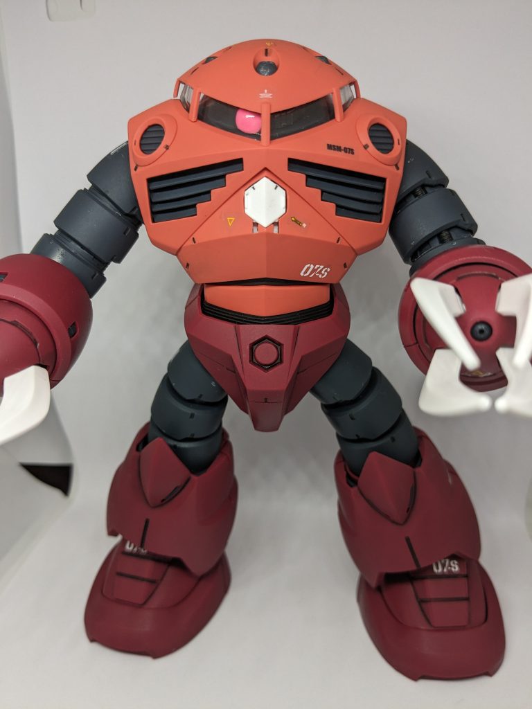 やっぱりМGは大きくて迫力ありますね(gundam-kao3)