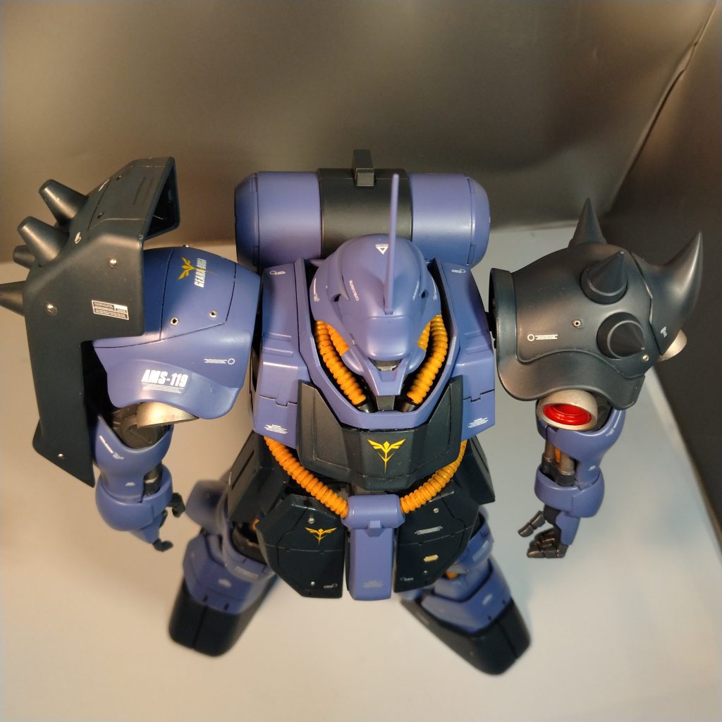 いつも通りスジ彫り、メタル系でディテールアップです！