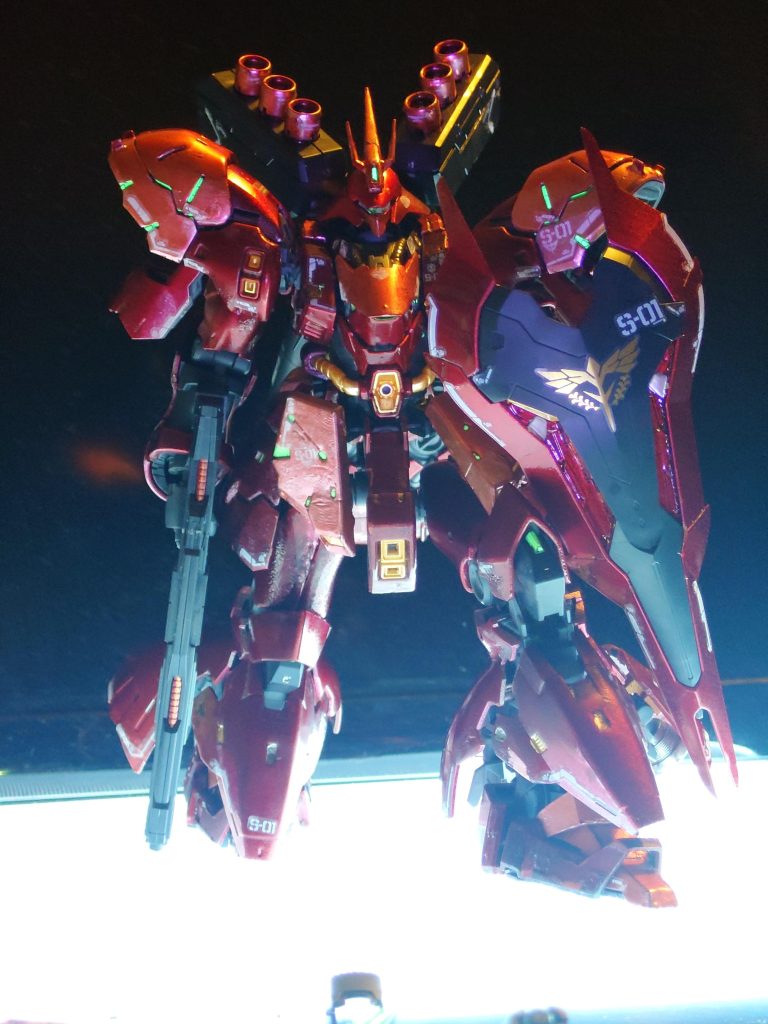 もともとRGサザビーの造形がかっこよすぎるから塗装の失敗あってもそこそこ見れてしまうのがなぁ…次は頑張ろ❗