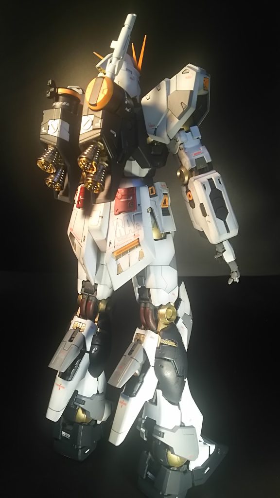 余り古い作品は載せないようにしてますが、ニューガンダムは2年以上前に作ったような気がします！（笑）