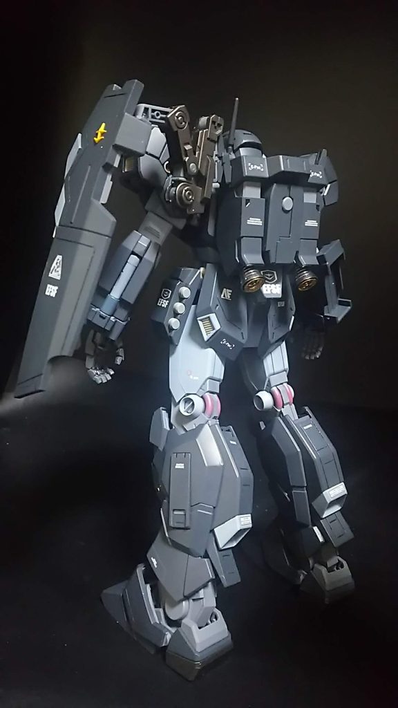 ジェスタ好きなんで！えこひいきな目もありますが！（笑）カッコイイですよね！このジェスタ！5機目です！（笑）