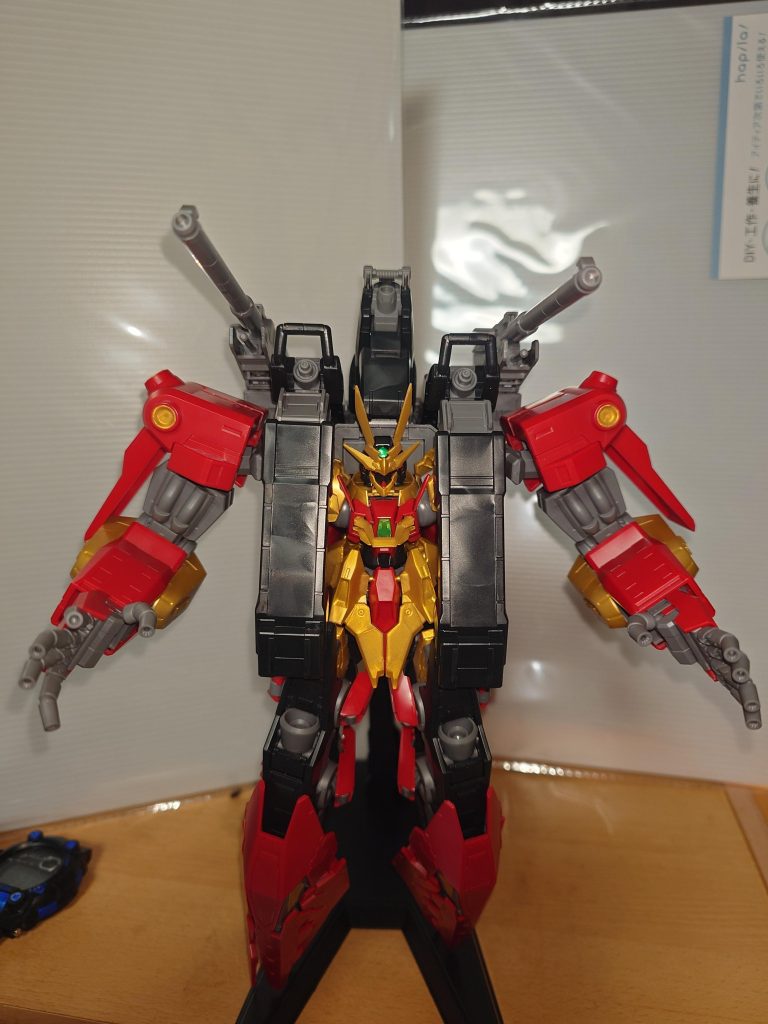 合体!ティフォエウスガンダムキメラ!!!足パーツに負担かかりすぎてプラプラになってしまった