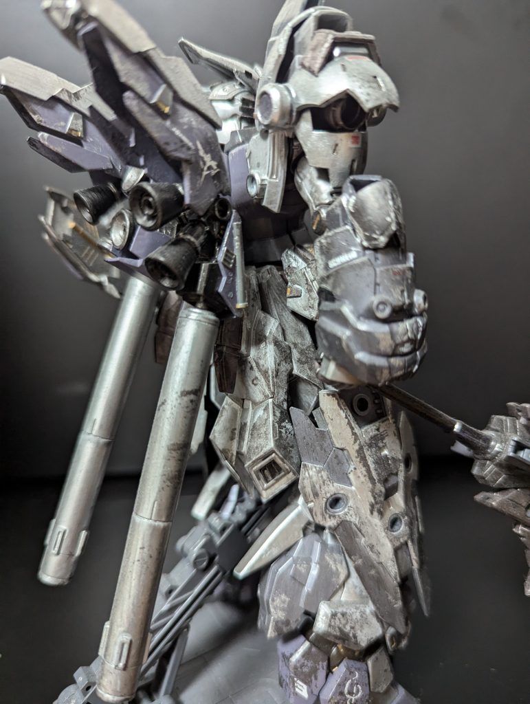 バックパックは、本来上下逆さまだったのですが、こっちの方が個人的にしっくり来たのでこのようなカタチに。。