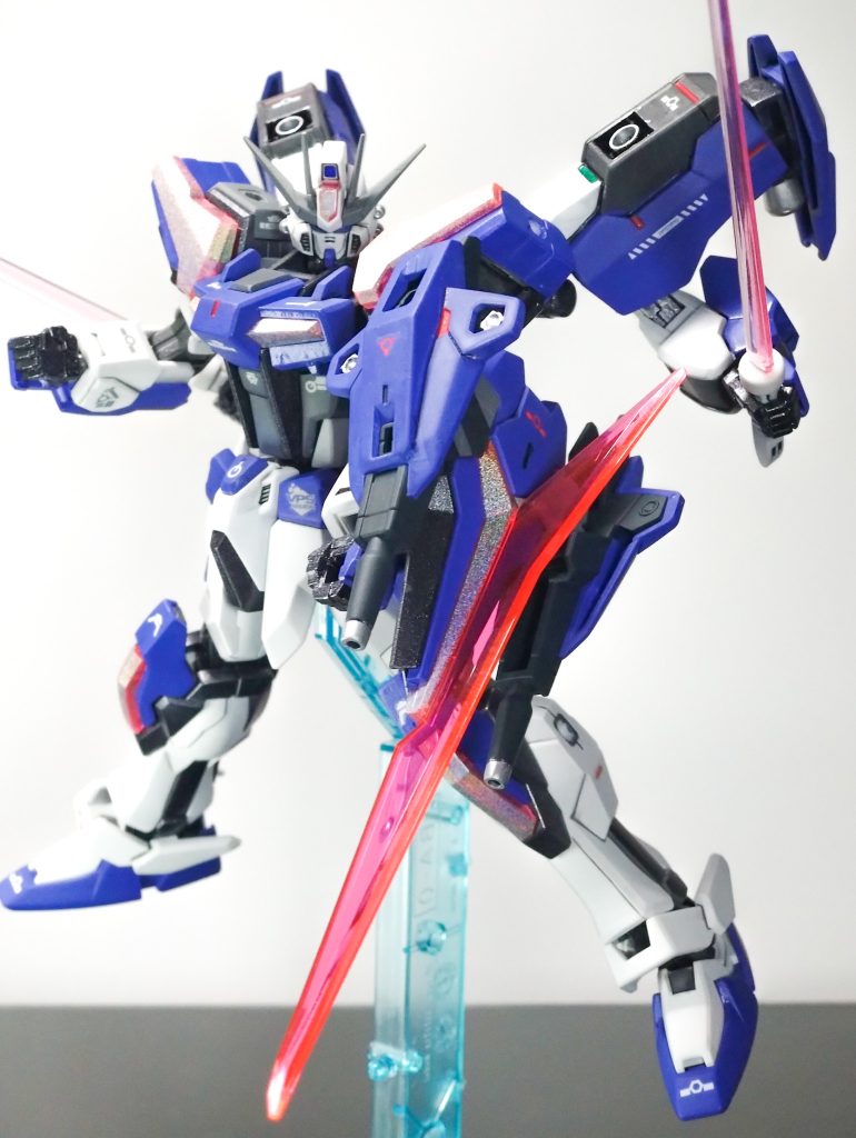 あまり隠れていませんが隠し腕ギミック