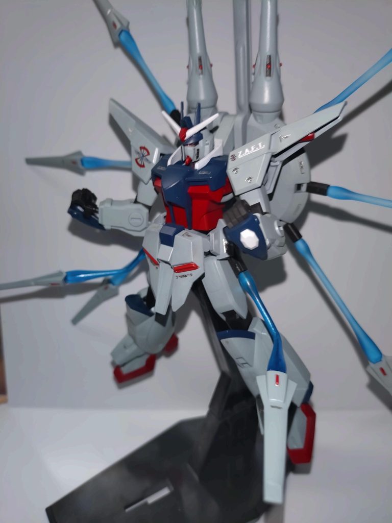 ドラグーン展開状態。