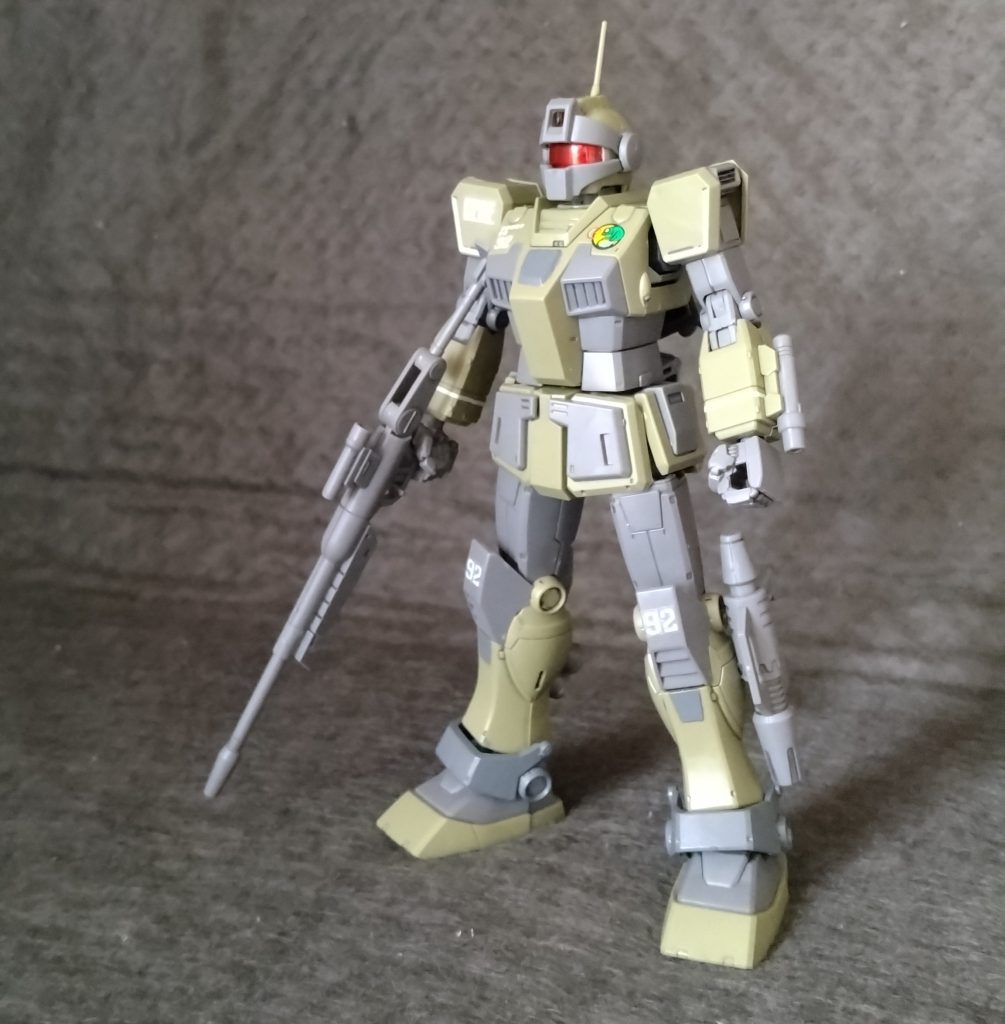 MSVのフランシス・バックマイヤー中尉機にしてます 左胸のパーソナルマーク､右胸の星は旧キットから流用､膝と胸の「92」は本来は赤だけど､使えなかったので､他機体のシールで代用しました｡