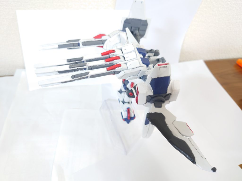 変形時の腰可動や関節強化問題など悩み所がたくさんの機体でしたが、なんとか一応完成しました。お次は合体だ〜！っということで本体のプロトタイプサイコガンダムを制作中です。(忙しくて制作進んでませんが、ゆっくりやっていきます。)ご覧いただきありがとうございました🙇