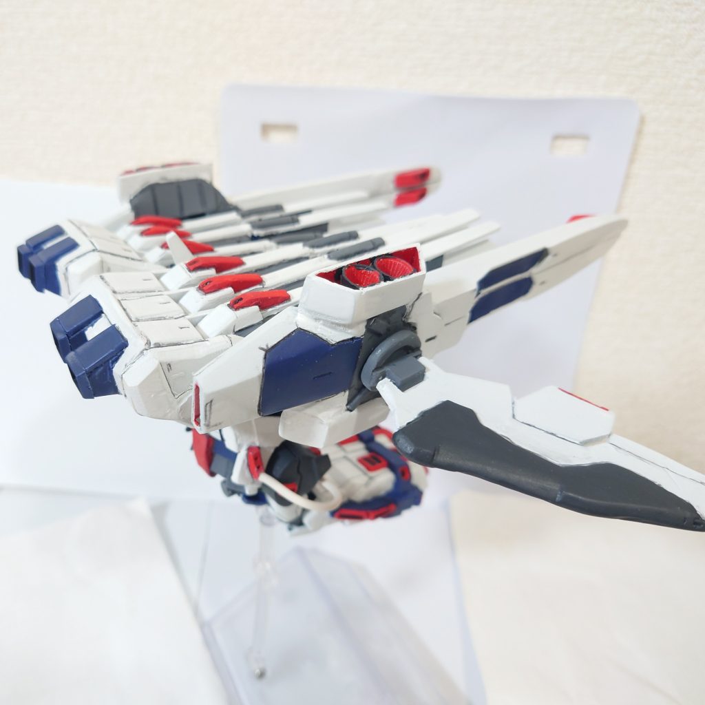 単体？合体？時での飛行形態の様な状態はこんな感じかな？と適当に変形。