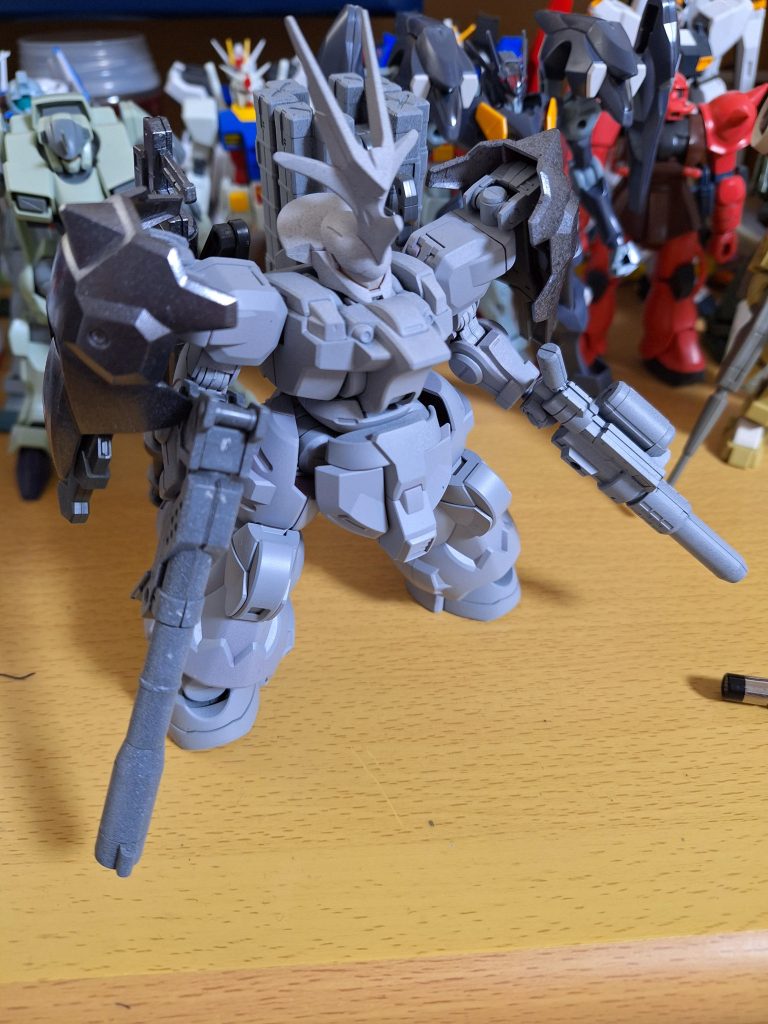 サフを吹いた頃この辺で後ろのガトが大きすぎる…だったので境界戦機のガトに変更しました